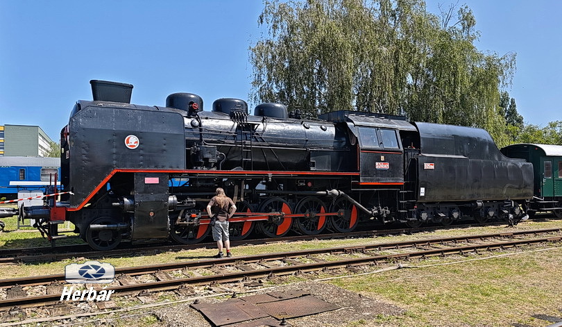 rušeň 534 0471