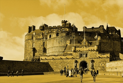 * Edinburgh castle *