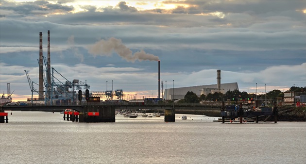* Dublin Port 2 *