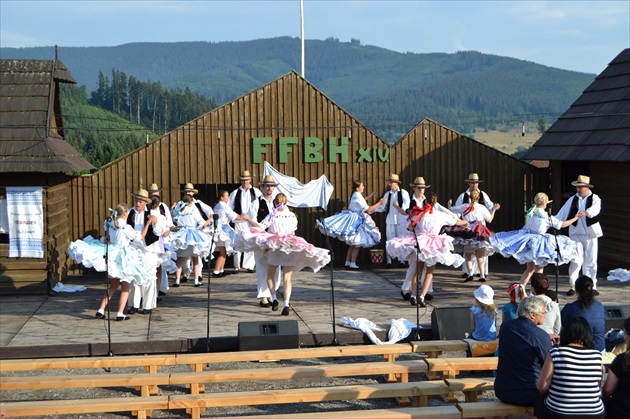 Folklórny festival na Bielych Handľoch v Braväcove