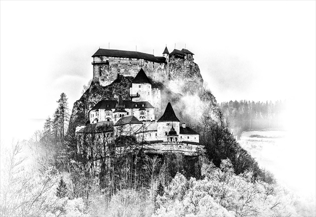 Čierno-biely hrad 2.