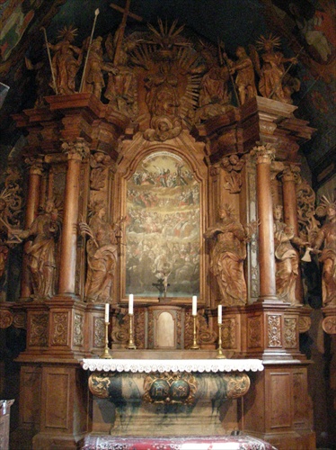 Barokový oltár gotického kostolíka