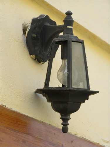 Lampa invalidka