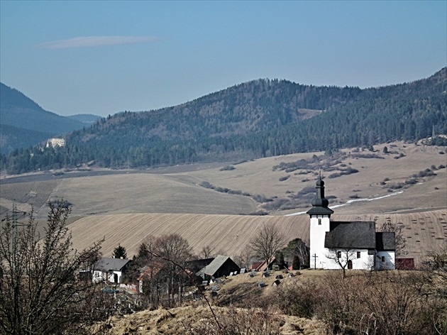 Kostolík a Likavský hrad