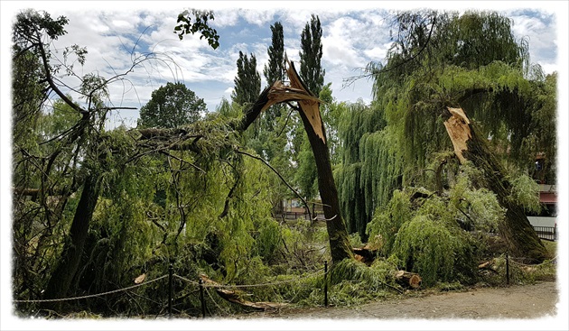 Po búrke - Lučenský parl