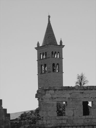 KOstol v Pule