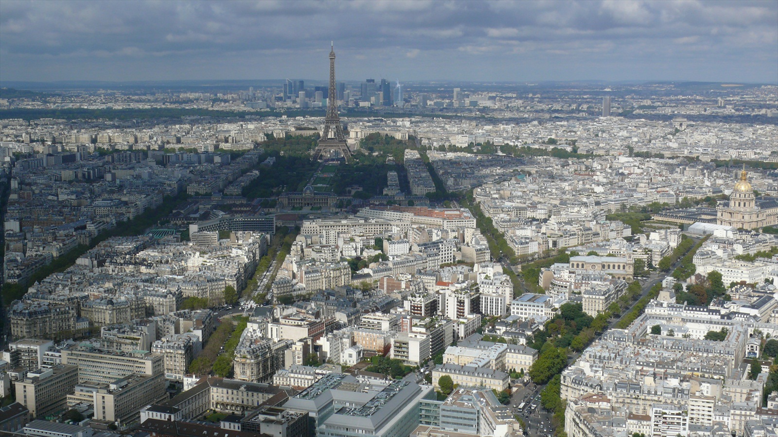 Tour Eiffel (5) + invalidovňa vpravo