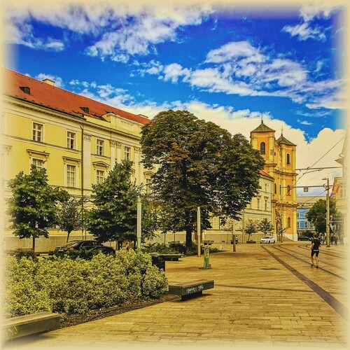 Ku trinitárom