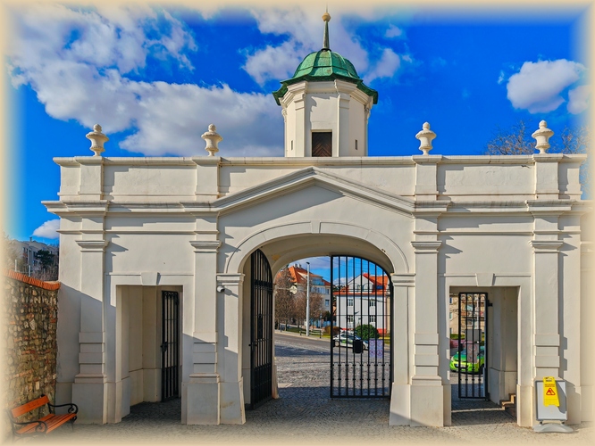 Brána Márie Terézie