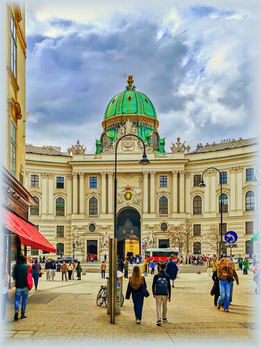 Michalské námestie