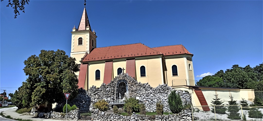 Kostol Blatné.August 2021.