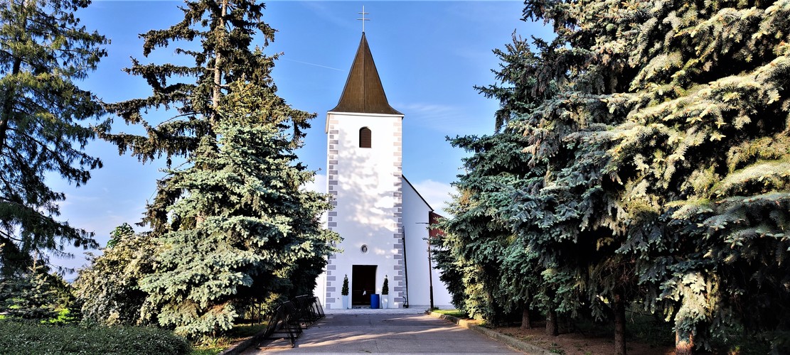 Kostol v Majcichove.Máj-2022.