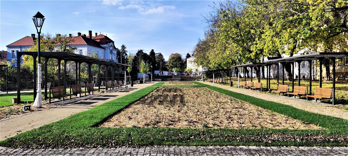Ružový park Trnava.November-2022.
