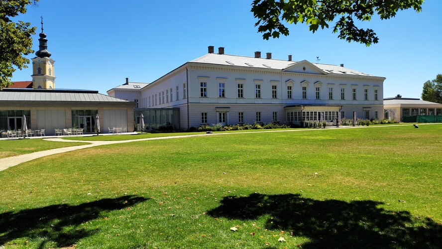 Kaštiel VoderadyAug.2026.