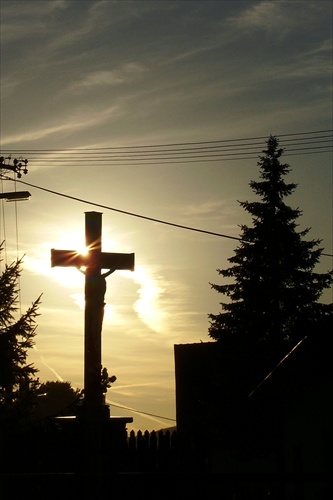 Kríž a slnko