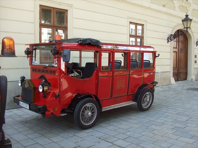 pohodlná projíždka Bratislavou starým městem