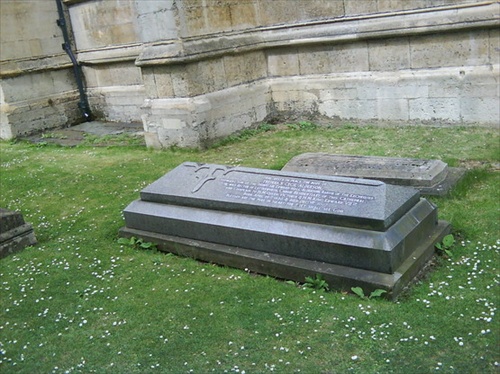 rytierska hrobka
