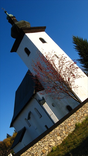 Kostolík v strede Európy