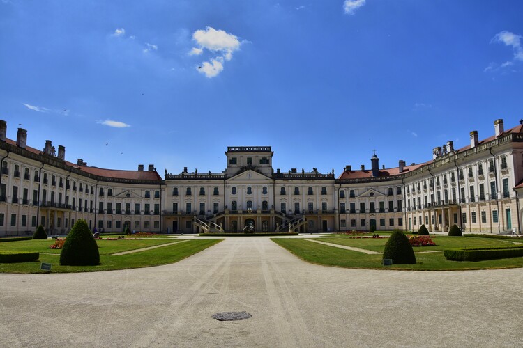 Kaštieľ Esterháza