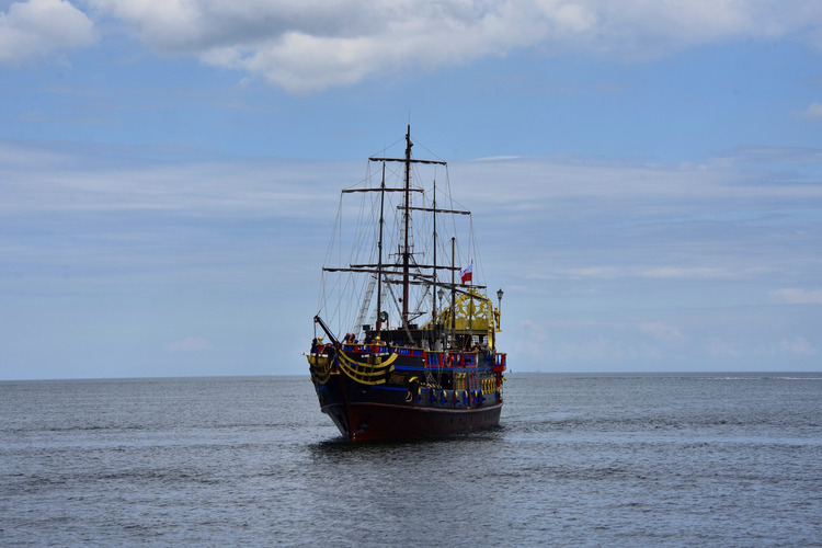 Piráti na mori