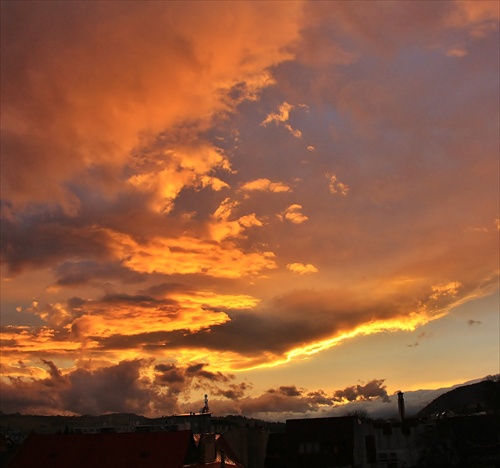 Včera večer nad Breznom