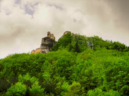 Zrúcanina hradu Lietava