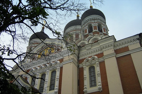...katedrála A.Nevského v Talline...
