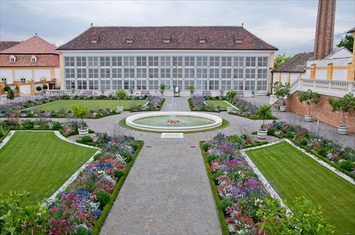 Schlosshof - Západná oranžéria