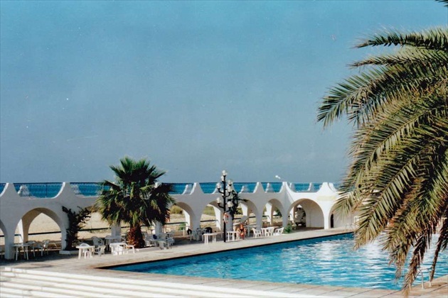 Areál hotela El Bousten v Hammamete, Tunisko, 2000
