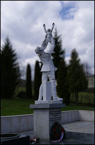 Pomník padlým v boji proti fašizmu