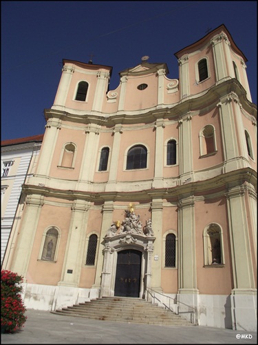 Bratislava (2) - kostol Najsvätejšej Trojice