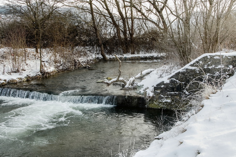 Zima na potoku