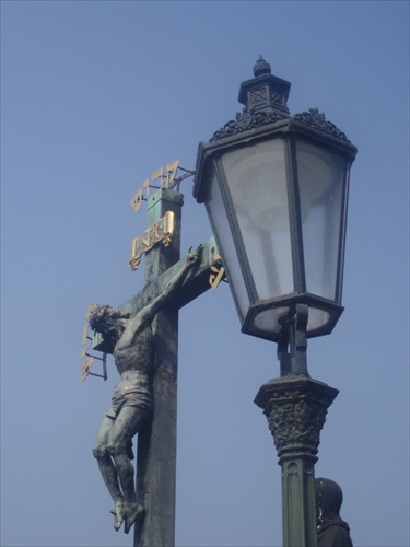 Osvetlenie na Karlovom moste