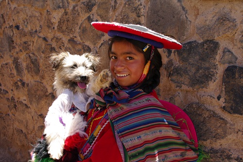 Dievca so psom - Peru