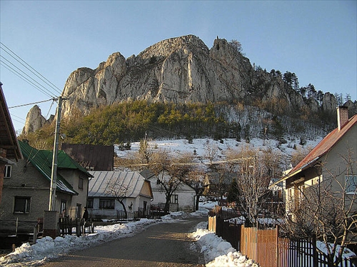 Vršatské Podhradie