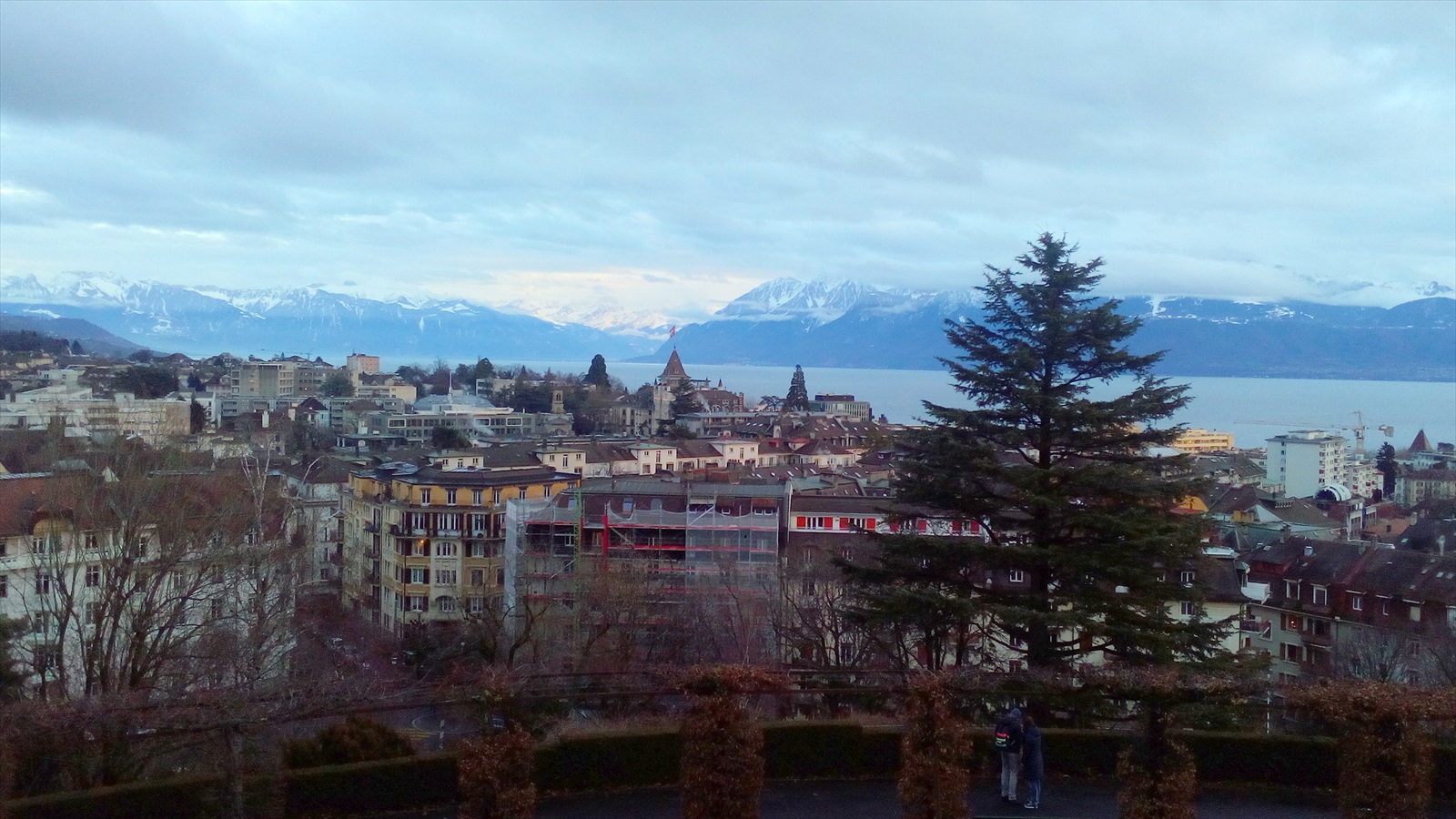 Lausanne, Ženevské jazero a Alpy
