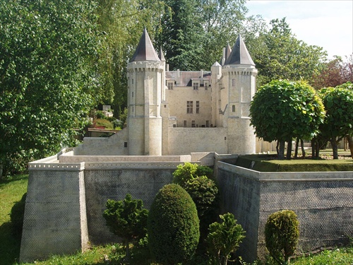Zámky na Loire