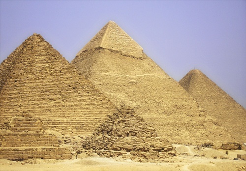pyramidy v Kahire