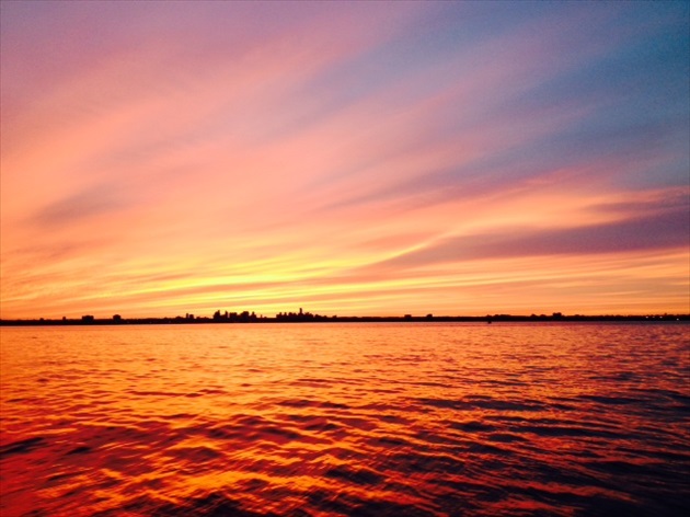 Zapad slnka na Lake Ontario