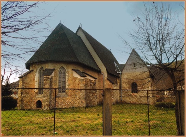 gotický kostol, Plešivec