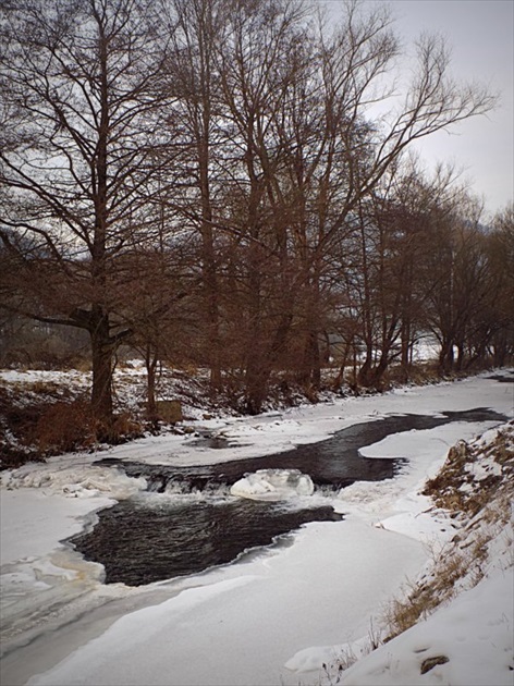 zamrznutá rieka