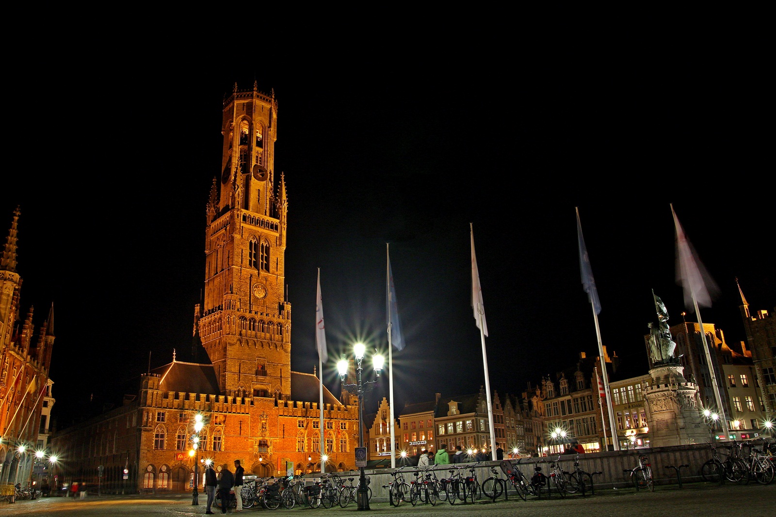 Veža Belfort na námestí Markt, Brugge, BEL