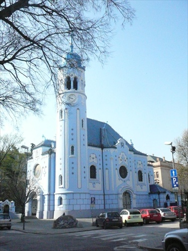 Modrý kostolík