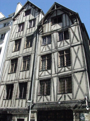 Dva stare domy zo stredoveku - Rue Francois Miron