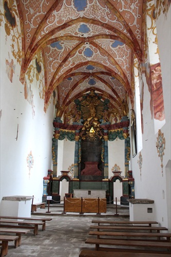 Červený Kláštor-kostol