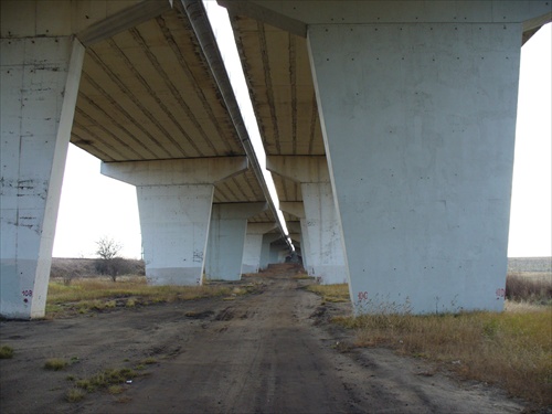 dialničný most