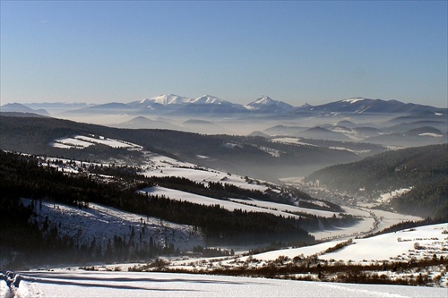 Pohľad zo Skorušinských vrchov