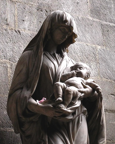 P. Mária s dieťaťom (z Rouen)