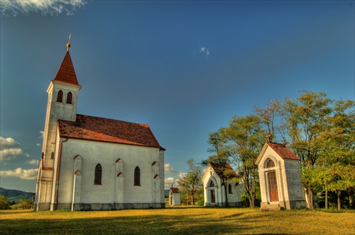 Kostolik - kalvaria Solka