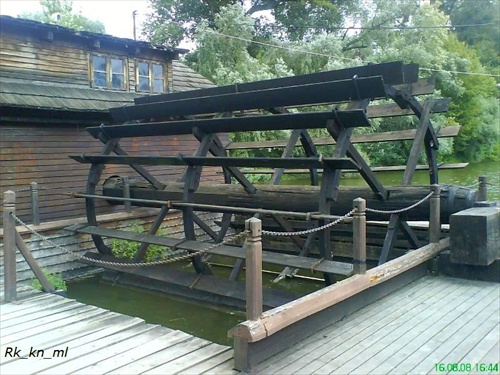 replika dunajského riečneho mlyna